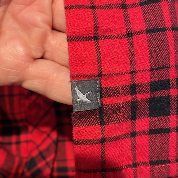 Light weight cotton flannel Eddie Bauer woman’s shirt - Picture 9 of 9